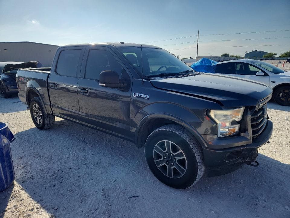2017 FORD F150 SUPERCREW 4