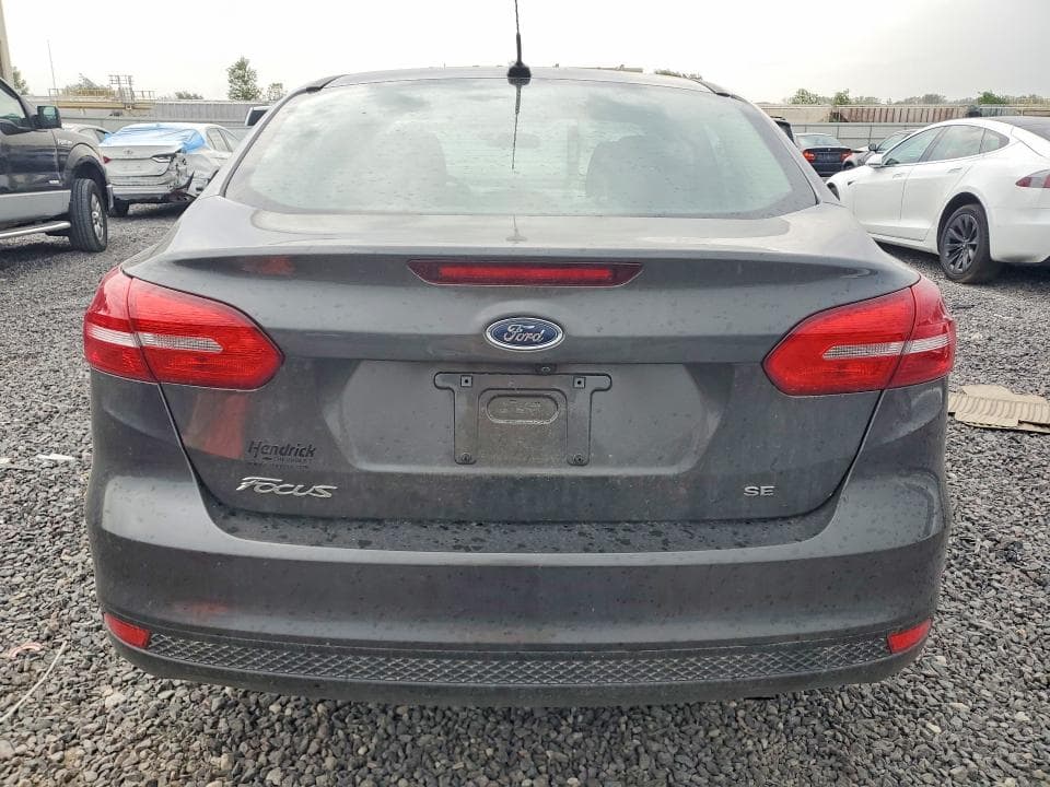 2018 FORD FOCUS SE 6