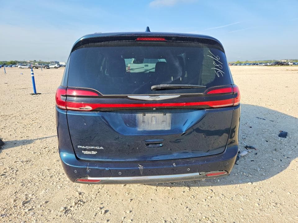 2021 CHRYSLER PACIFICA TOURING 6
