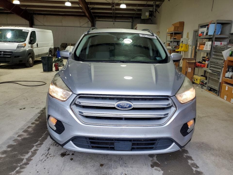 2018 FORD ESCAPE SE 5