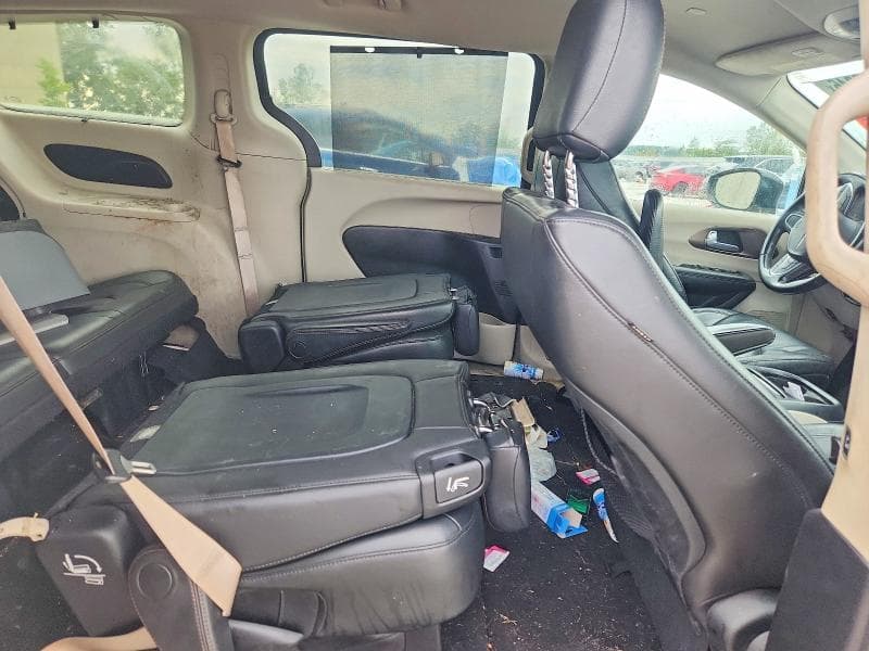 2017 CHRYSLER PACIFICA TOURING L 11
