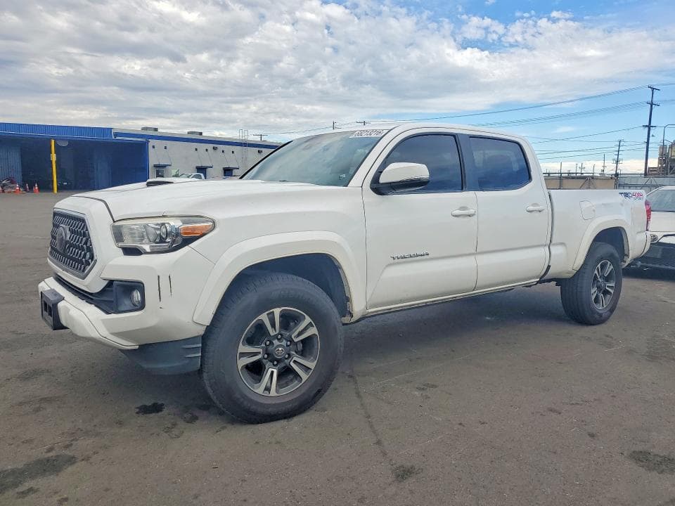 2018 TOYOTA TACOMA TRD SPORT