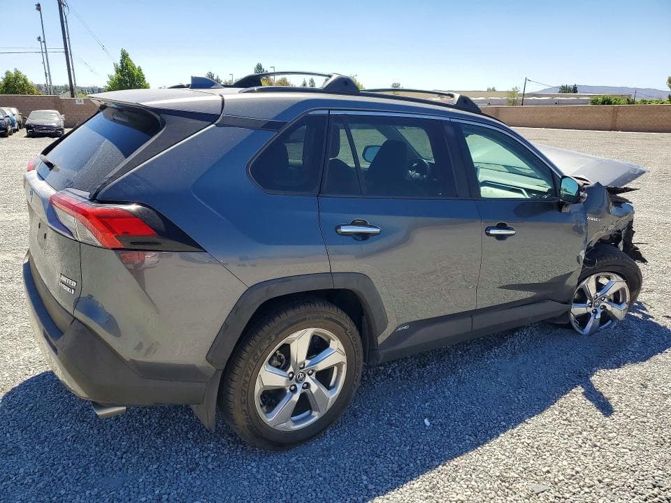 2020 TOYOTA RAV4 LIMITED 3