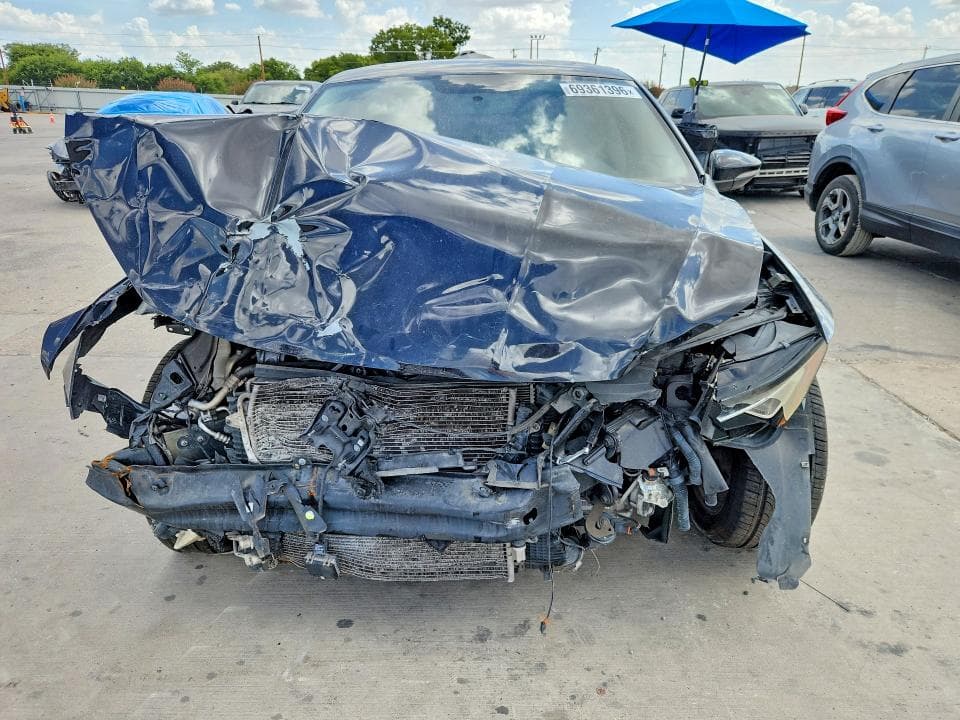 2017 VOLKSWAGEN PASSAT SE 5