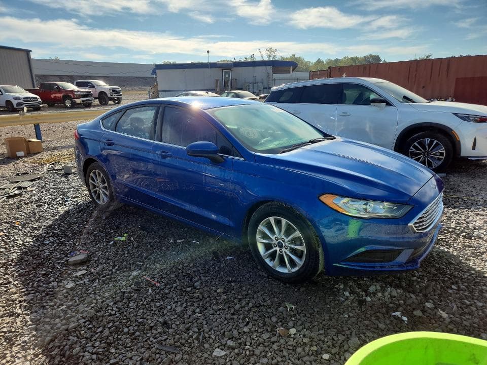 2017 FORD FUSION SE 4
