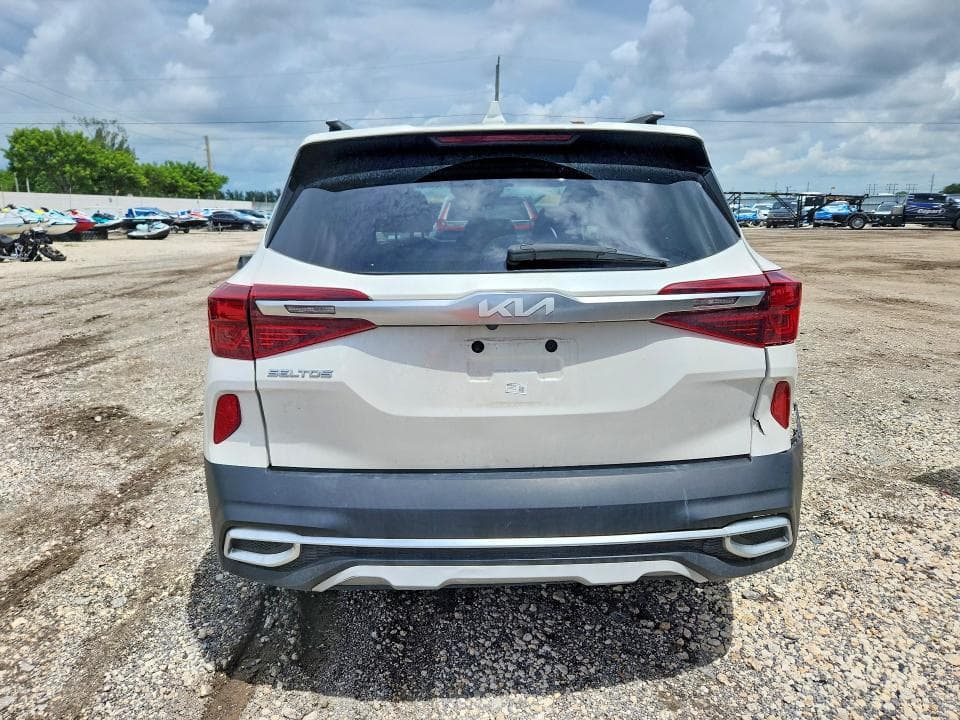 2023 KIA SELTOS S 6
