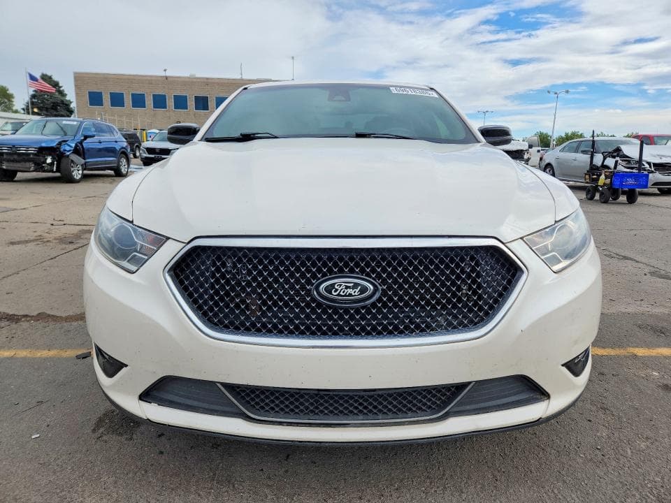 2017 FORD TAURUS SHO 5