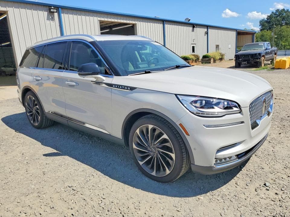 2024 LINCOLN AVIATOR RESERVE 4