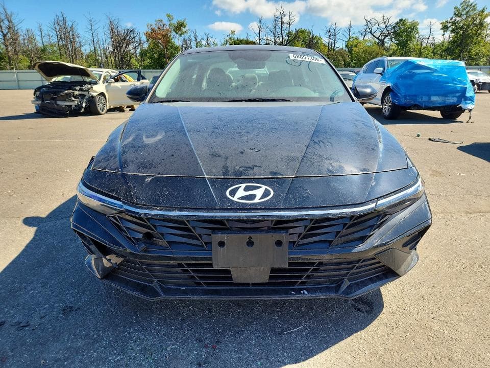 2025 HYUNDAI ELANTRA LIMITED 5