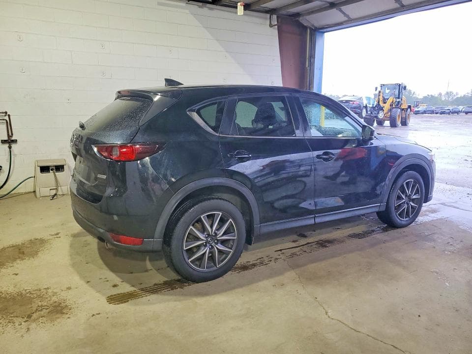 2018 MAZDA CX-5 TOURING 3
