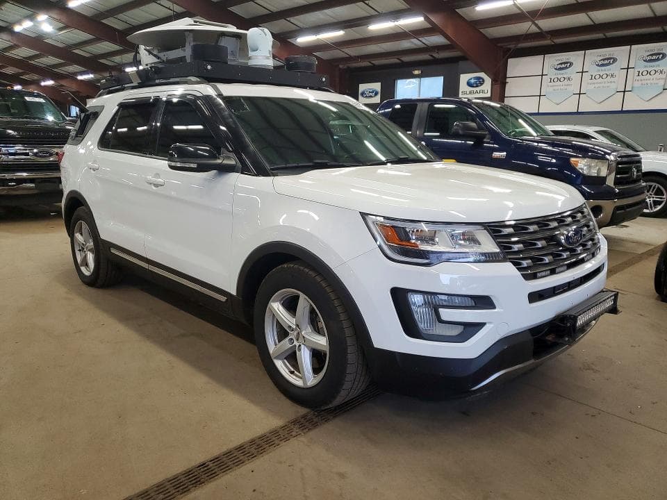 2017 FORD EXPLORER XLT 4