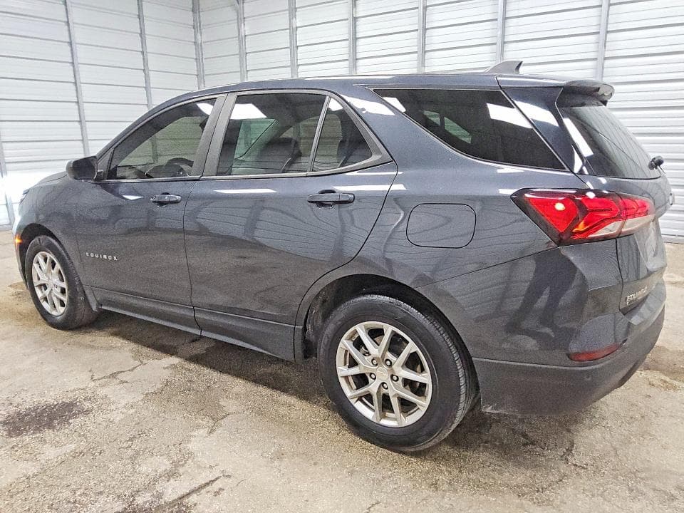 2022 CHEVROLET EQUINOX LS 2