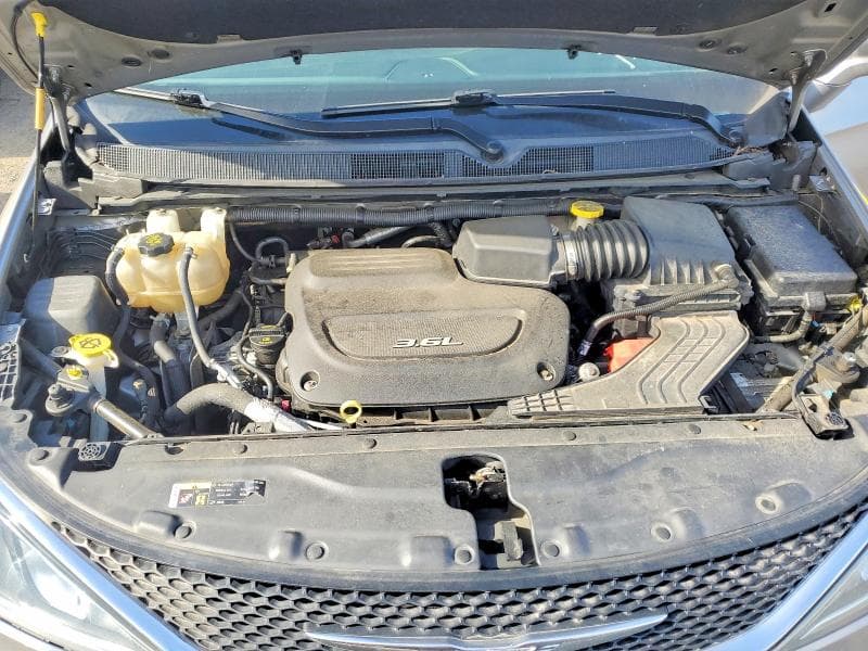 2017 CHRYSLER PACIFICA TOURING L PLUS 12