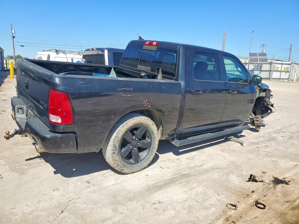 2019 RAM 1500 CLASSIC SLT 3