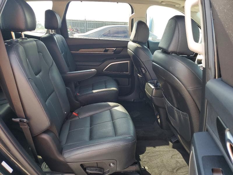 2022 KIA TELLURIDE EX 11