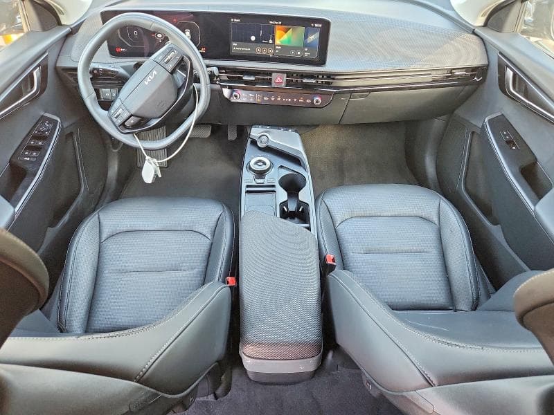2025 KIA EV6 WIND 8