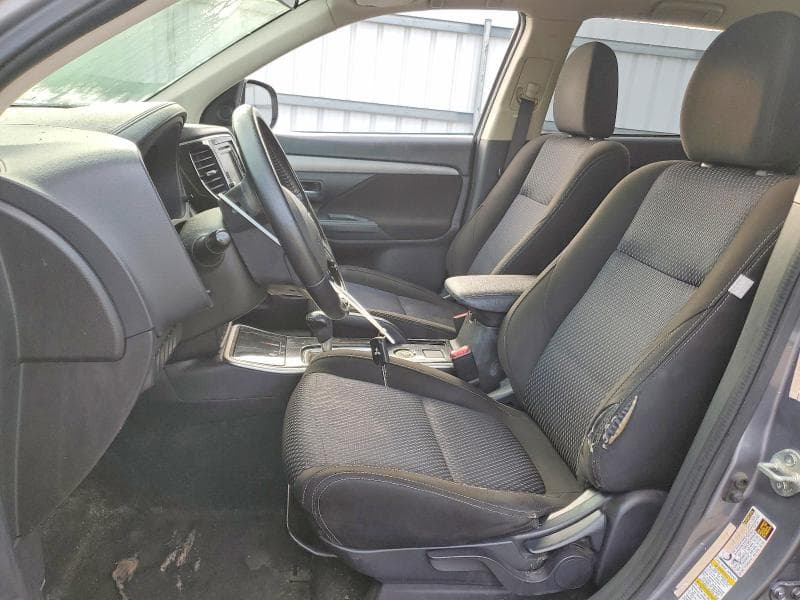 2017 MITSUBISHI OUTLANDER ES 7