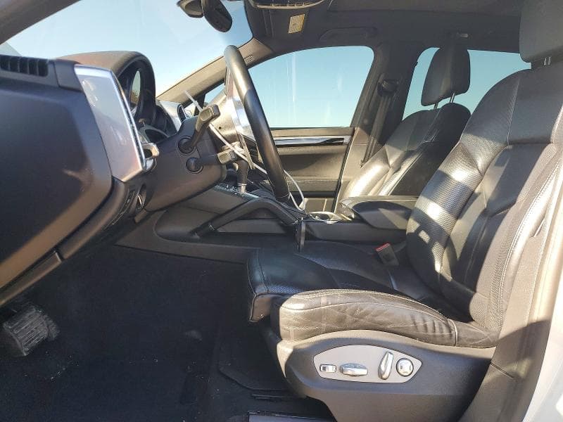 2017 PORSCHE CAYENNE 7