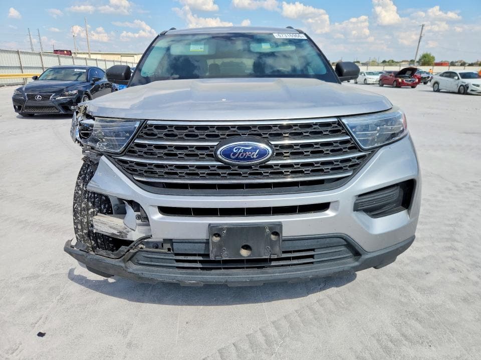 2021 FORD EXPLORER XLT 5