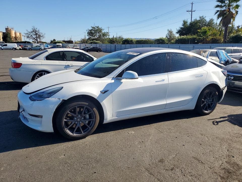 2018 TESLA MODEL 3 - 1