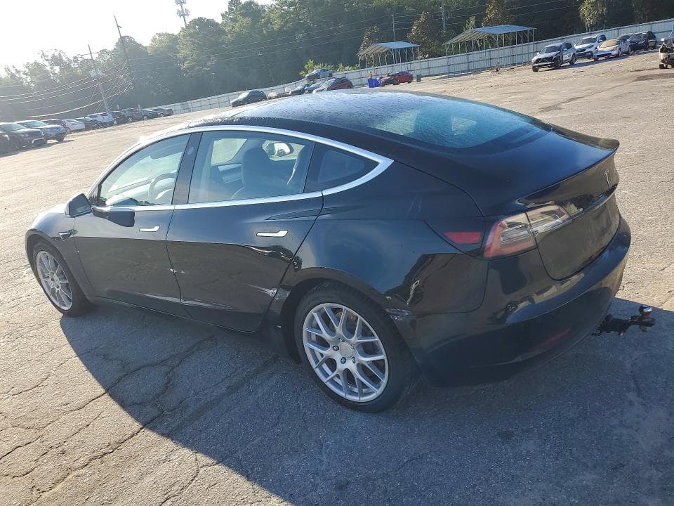 2018 TESLA MODEL 3 2