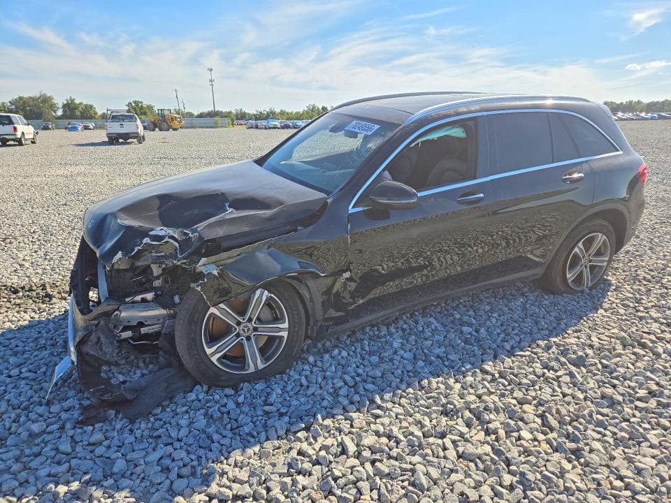 2018 MERCEDES-BENZ GLC 300