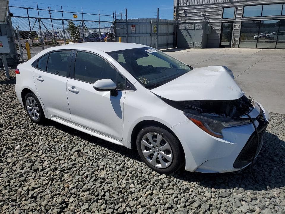 2022 TOYOTA COROLLA LE 4