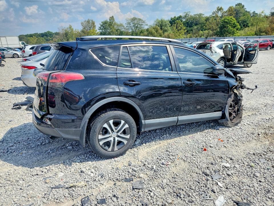 2017 TOYOTA RAV4 LE 3