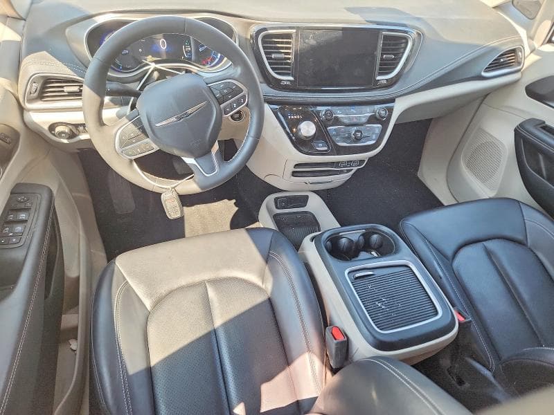 2024 CHRYSLER PACIFICA HYBRID SELECT 8