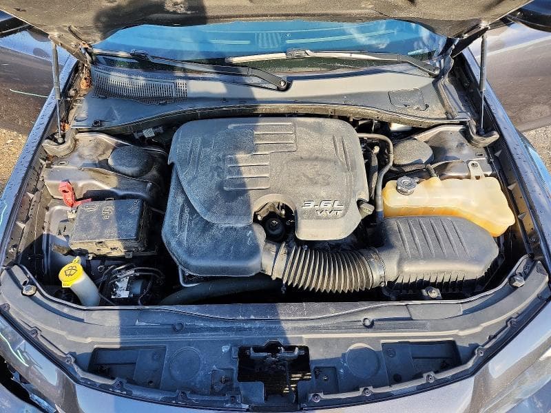 2019 CHRYSLER 300 TOURING 11