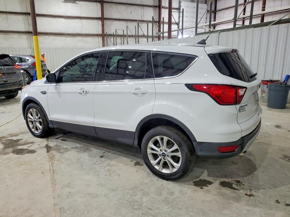 2019 FORD ESCAPE SE 2