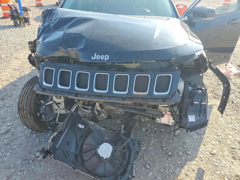 2018 JEEP COMPASS LIMITED 12