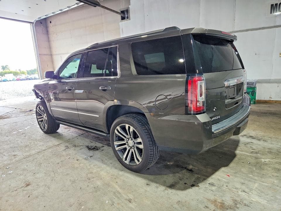 2019 GMC YUKON DENALI 2