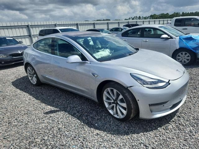 2018 TESLA MODEL 3 4