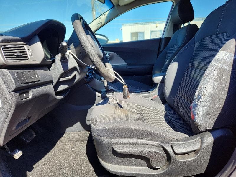 2019 KIA NIRO LX 7