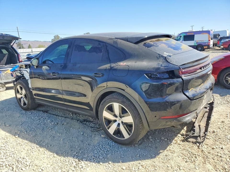 2026 PORSCHE CAYENNE E HYBRID COUPE 2