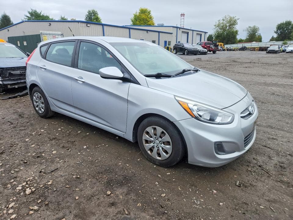 2017 HYUNDAI ACCENT SE 4