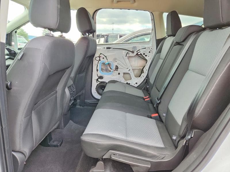 2017 FORD ESCAPE SE 11