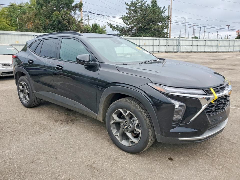 2025 CHEVROLET TRAX 1LT 4