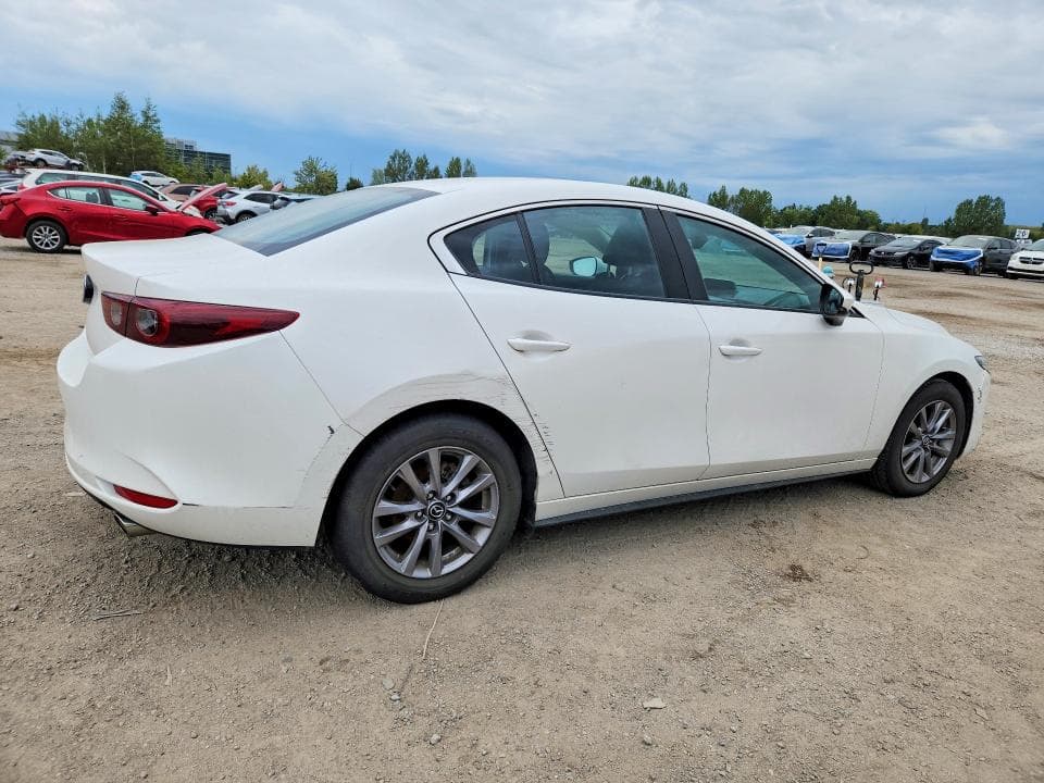 2022 MAZDA 3 PREFERRED 3