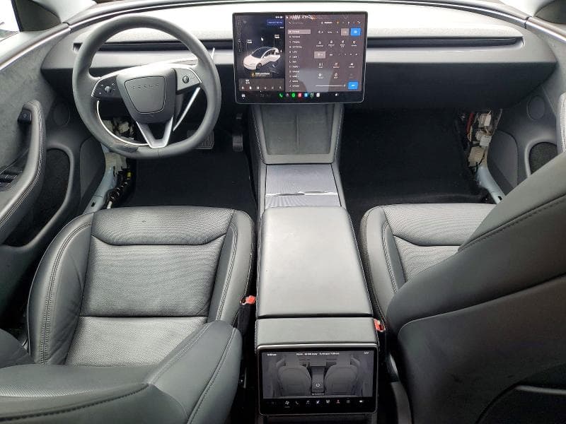 2025 TESLA MODEL 3 8