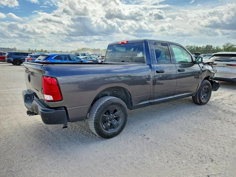 2022 RAM 1500 CLASSIC TRADESMAN 3