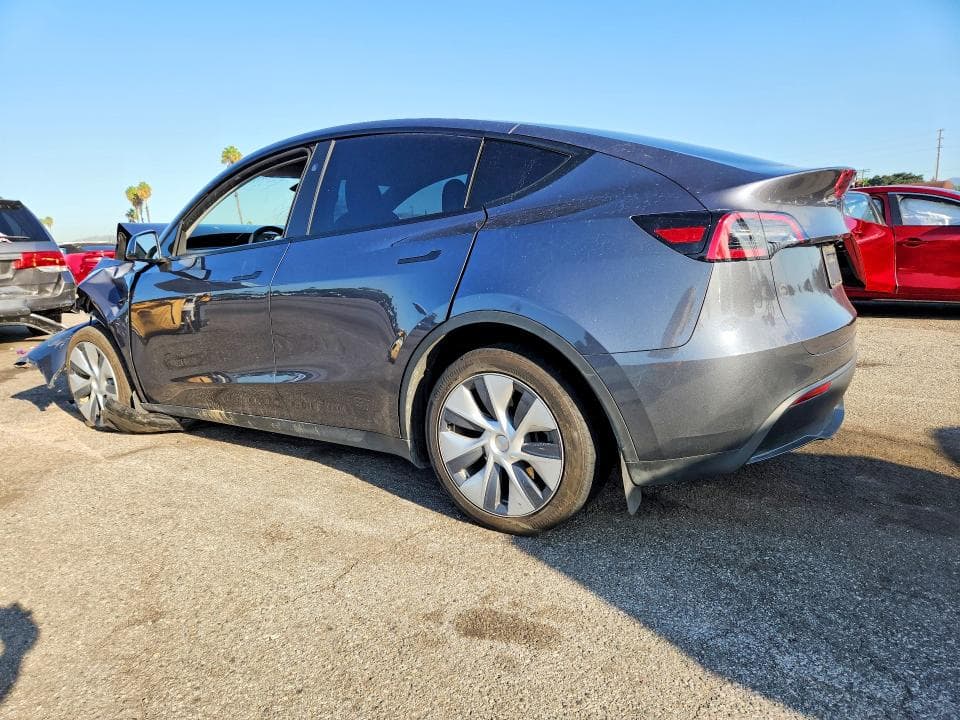 2023 TESLA MODEL Y 2