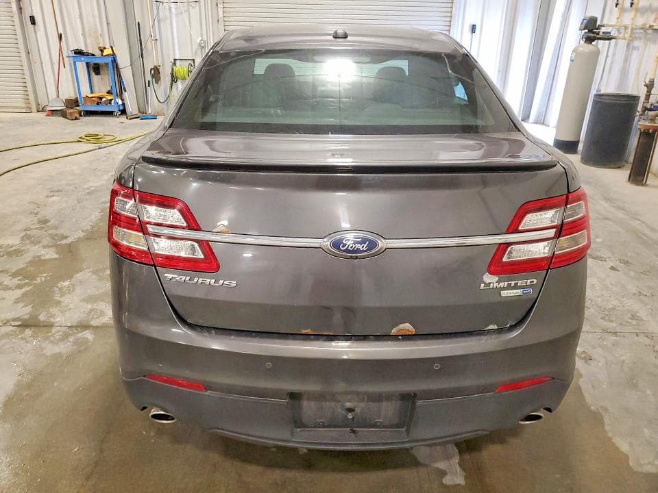 2018 FORD TAURUS LIMITED 6