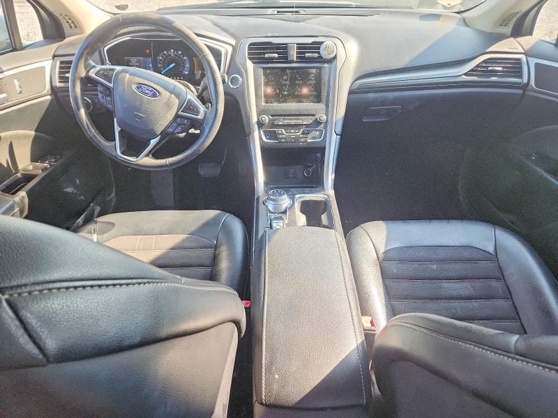 2017 FORD FUSION SE 8