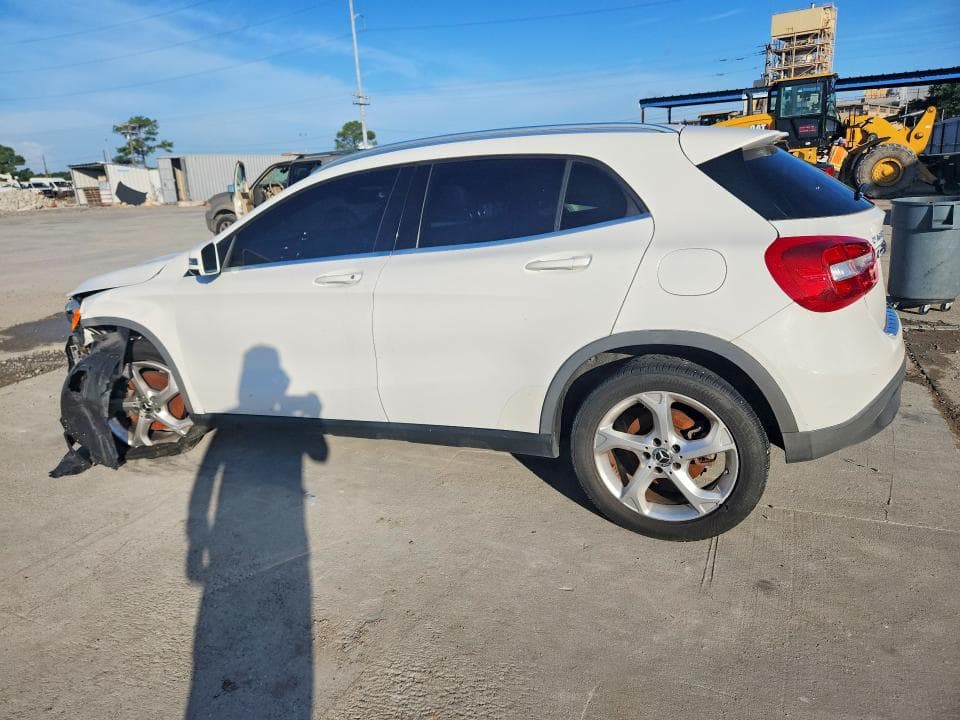 2019 MERCEDES-BENZ GLA 250 2
