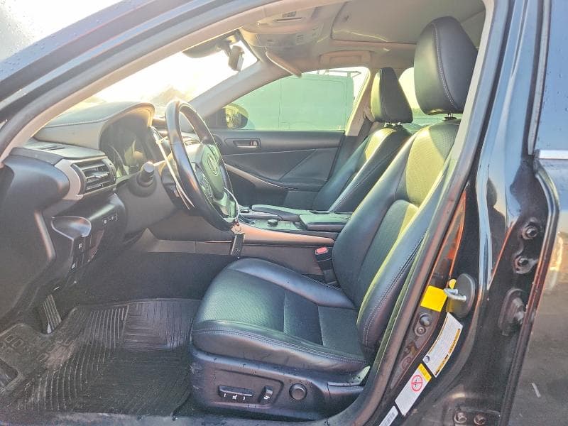 2017 LEXUS IS 300 7