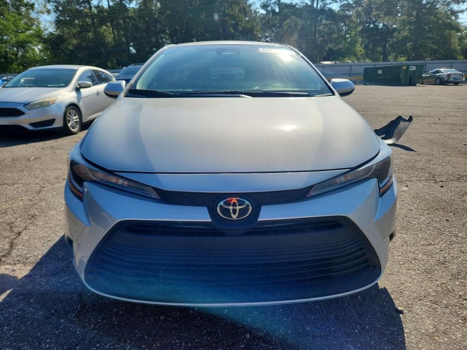 2025 TOYOTA COROLLA LE 5