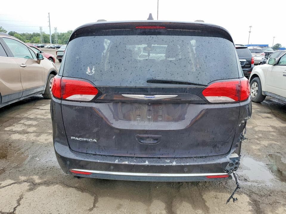 2018 CHRYSLER PACIFICA TOURING L 6