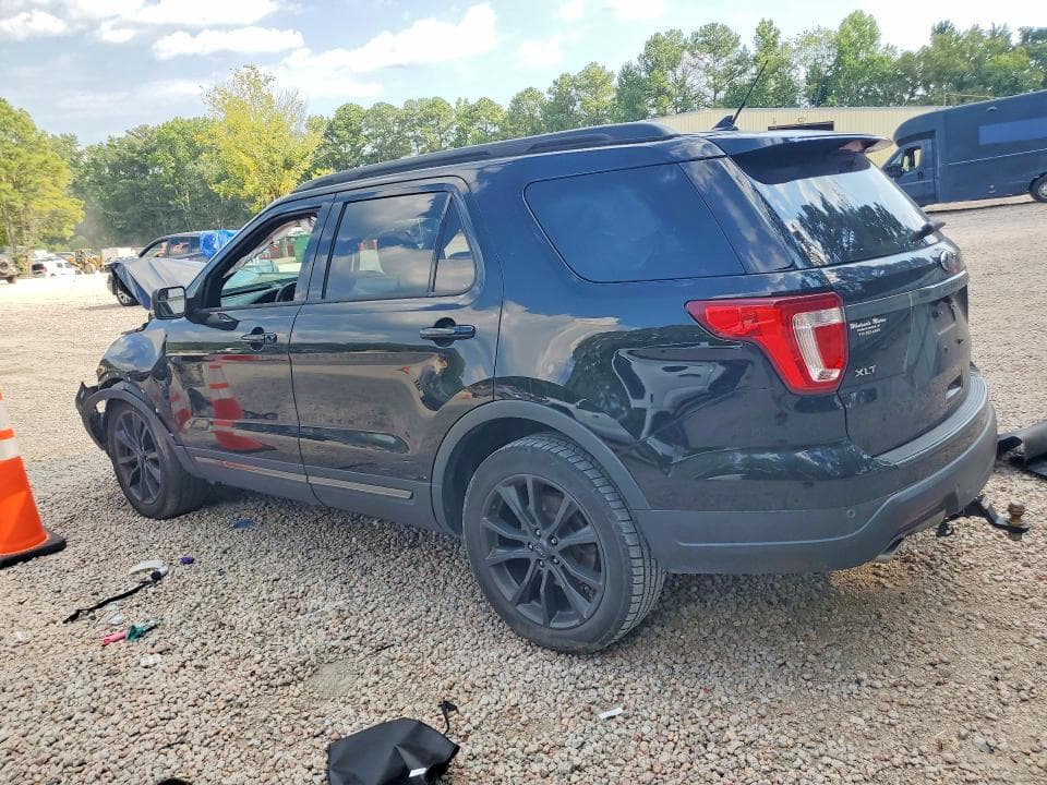 2018 FORD EXPLORER XLT 2